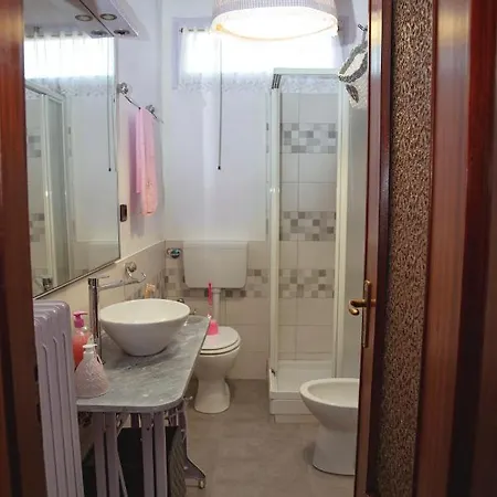 Oda ve Kahvaltı Nonna Bi 3*