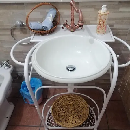 Oda ve Kahvaltı Nonna Bi 3*